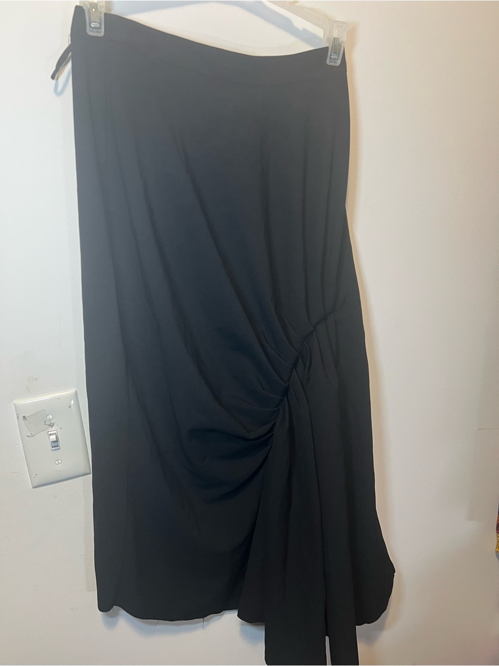 Black Women's Ruched Midi Skirt